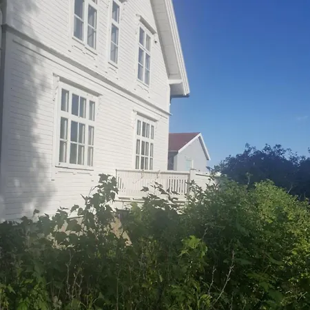Kunstnerboligen I *